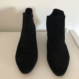 Suede black booties!!